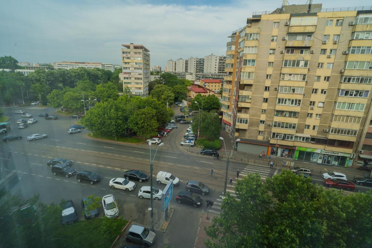 Cozy & Spacious 2Br Apartment With Netflix Bucharest Luaran gambar