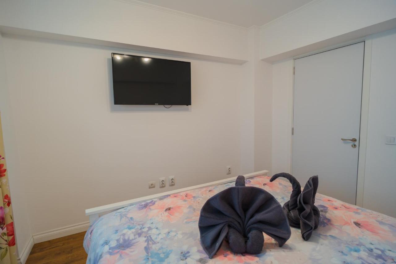 Cozy & Spacious 2Br Apartment With Netflix Bucharest Luaran gambar