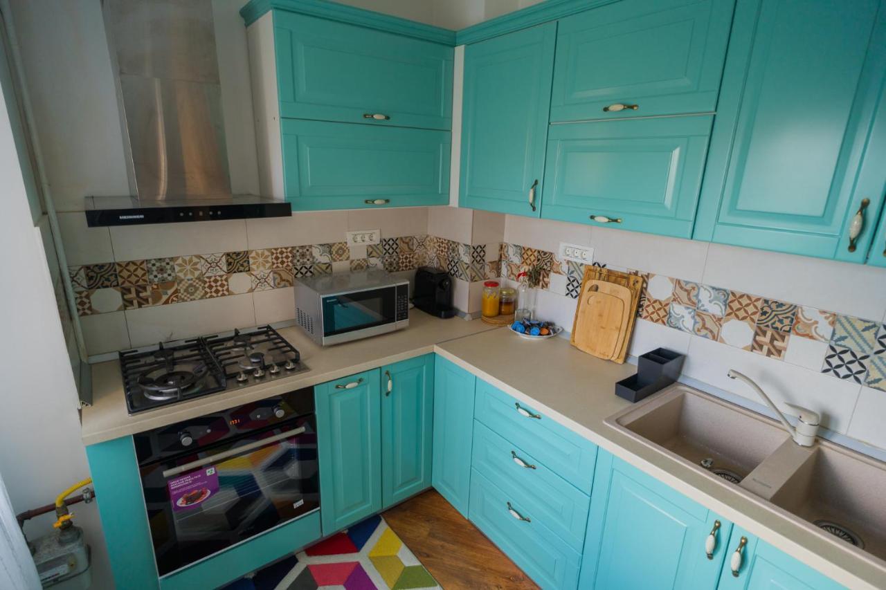 Cozy & Spacious 2Br Apartment With Netflix Bucharest Luaran gambar